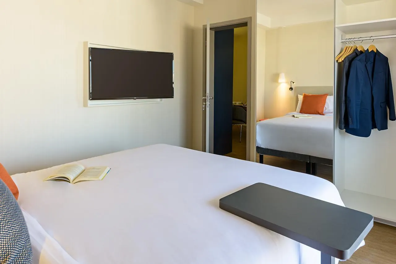 Mercure Sao Paulo Barra Funda 4*,  Brazil